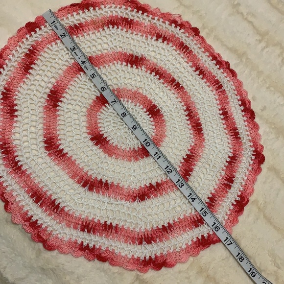 Crocheted Doily Pink and white Handmade - Picture 5 of 6